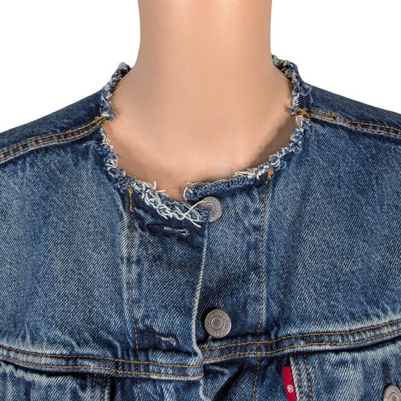 Levi's Medium Wash Altered Trucker Cut Off Raw Hem Collarless Denim Jacket SZ M - Picture 5 of 10
